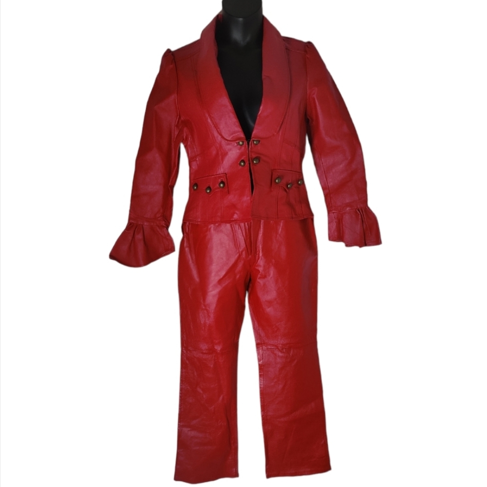 SOLD‼️‼️Metro Style Genuine Leather 
2 Piece Suit EUC